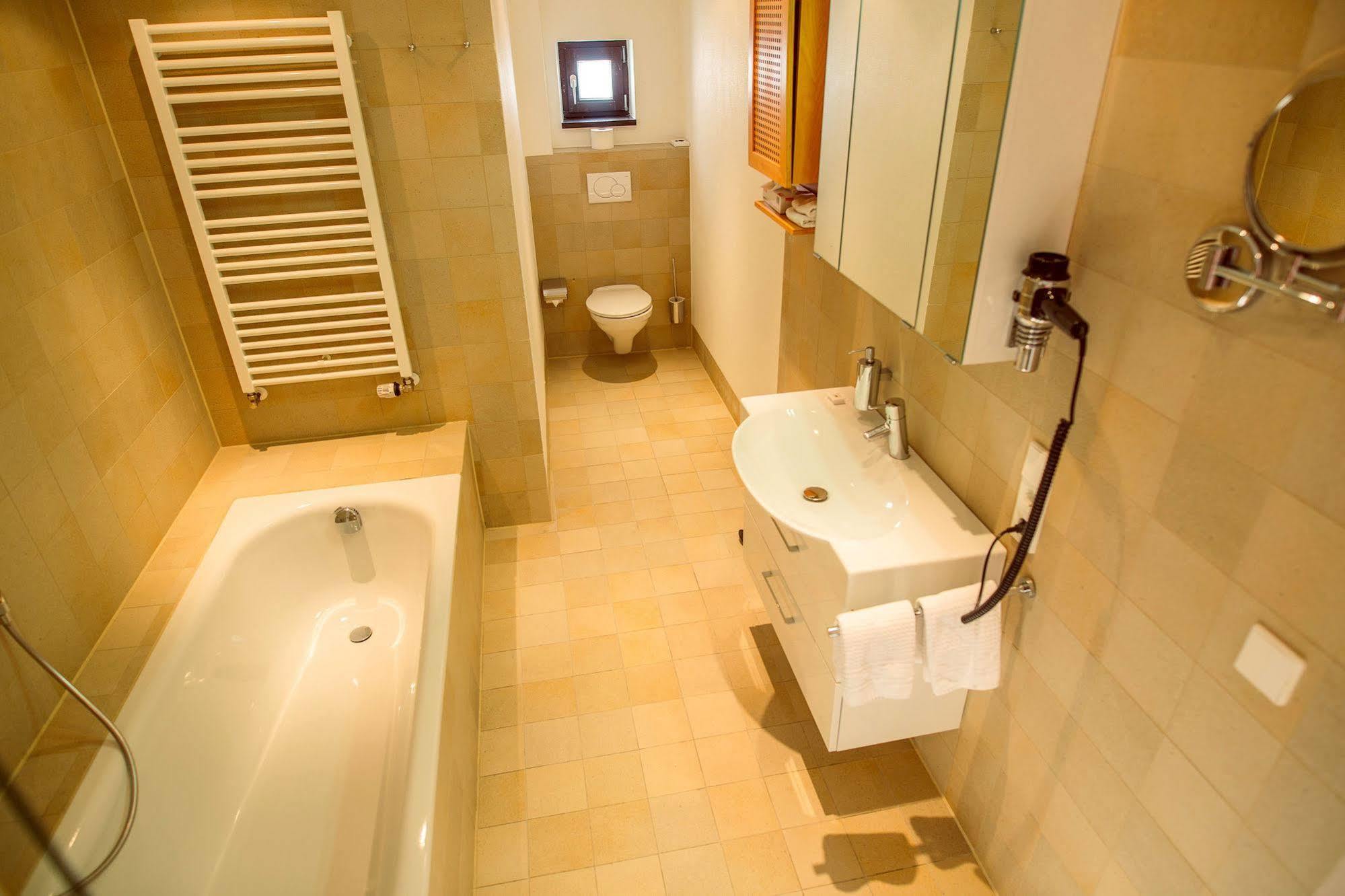 Lindenhof Hotel Tepe دام المظهر الخارجي الصورة